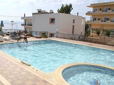 Adonis Hotel 2*