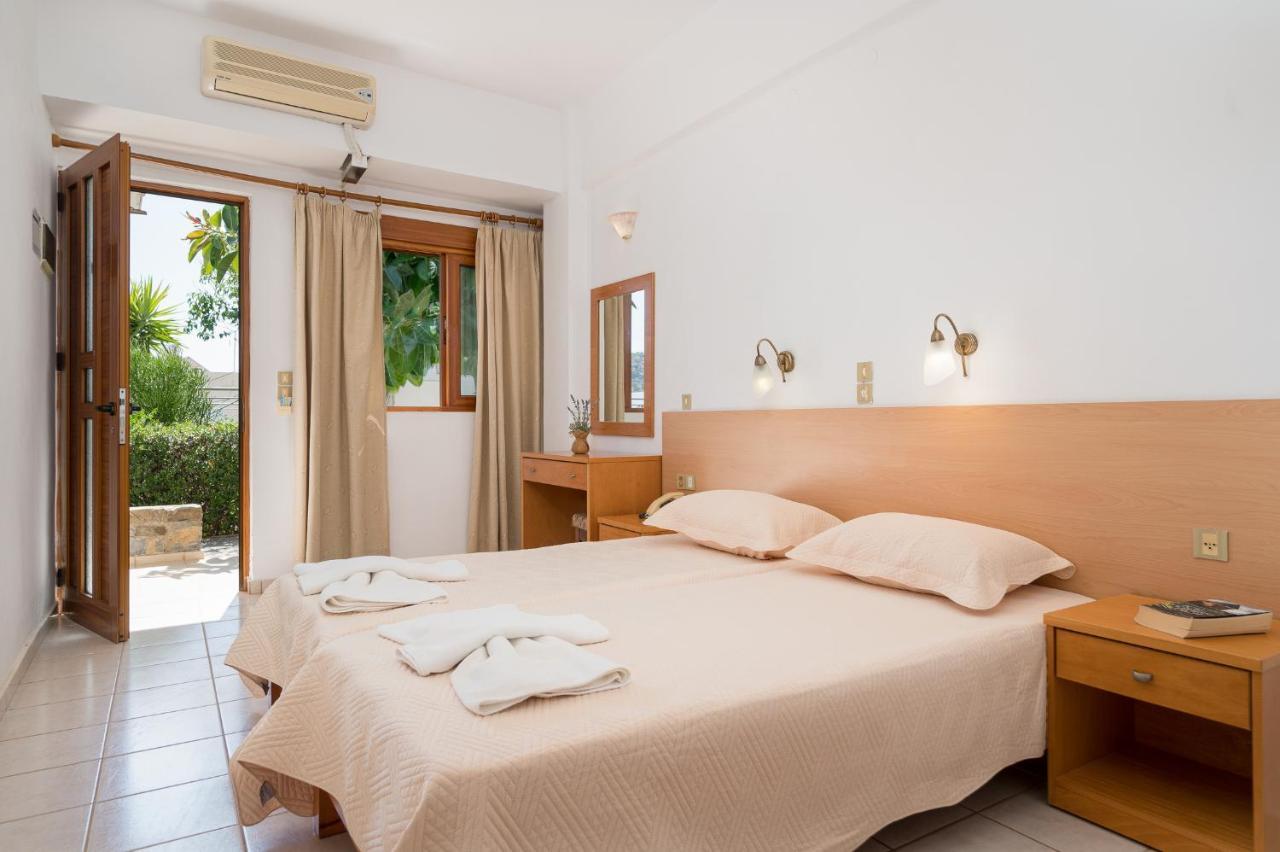 Hotel Adonis