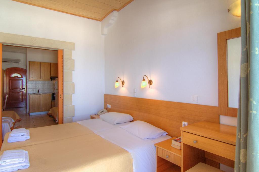Adonis Hotel Agia Galini