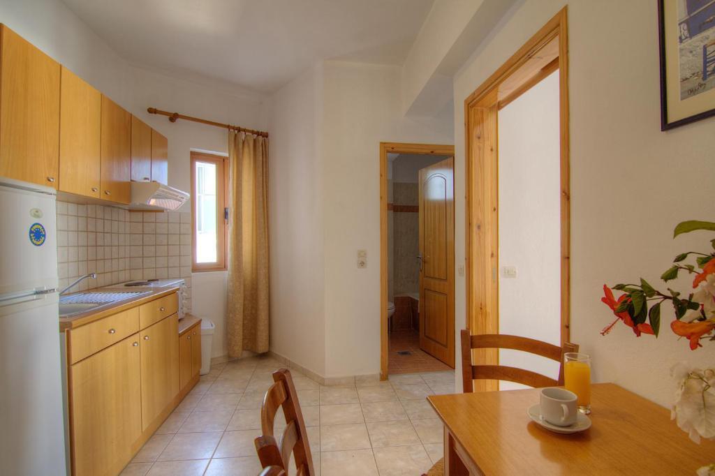 Adonis Hotel Agia Galini